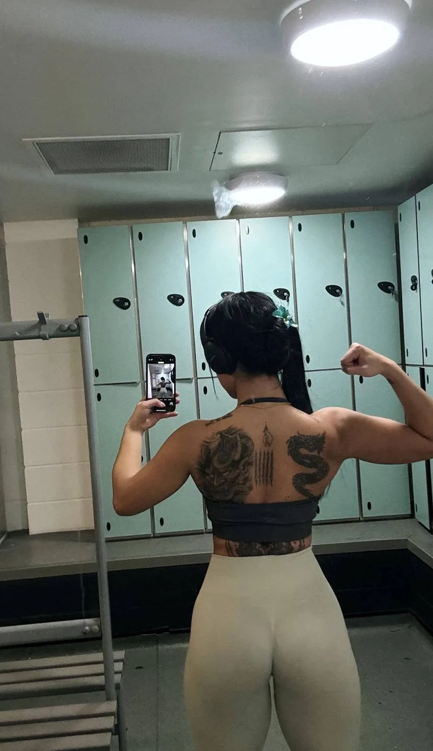 Milf.Andrine